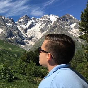 Meet your Posher, Sam